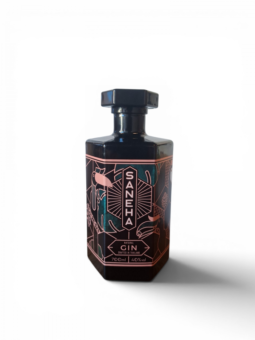 Gin Saneha Thaïlande